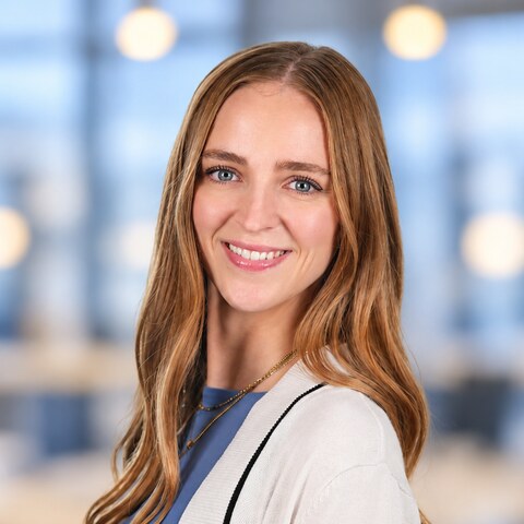 Madi Silvernail, Pavlus Travel