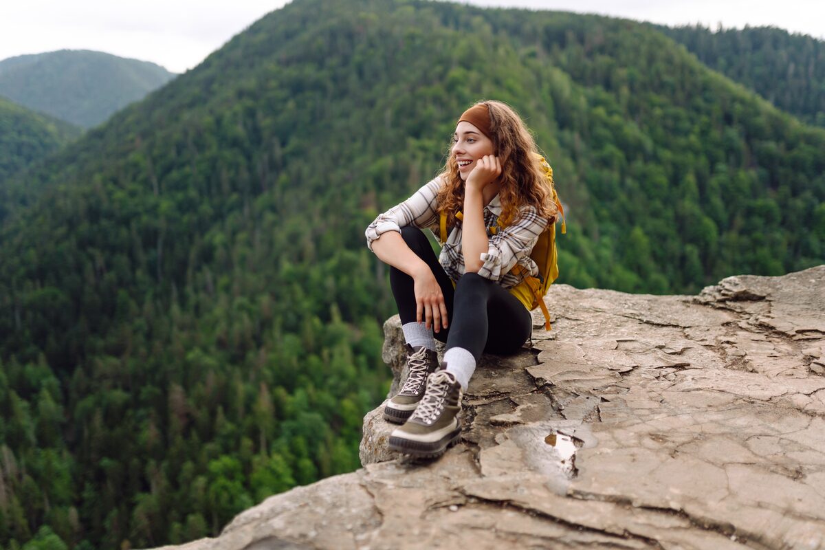 Optional cooking class and hiking activity